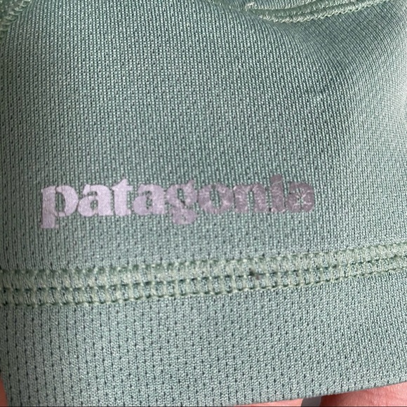 Sage green Patagonia top - Picture 3 of 6